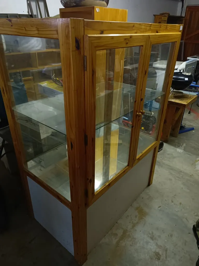 [KB3512] Glass Display Cabinet