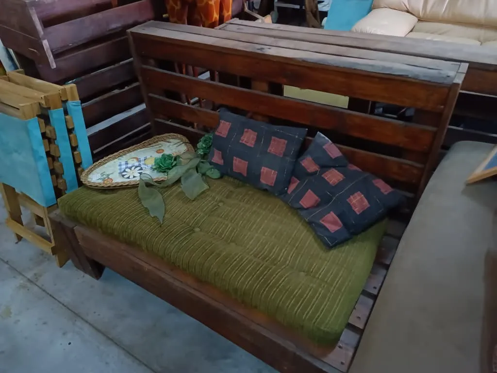 Pallet 2 Seater Bench