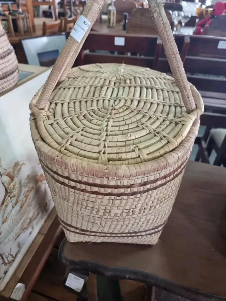 [SAN917] Woven Basket & Lid