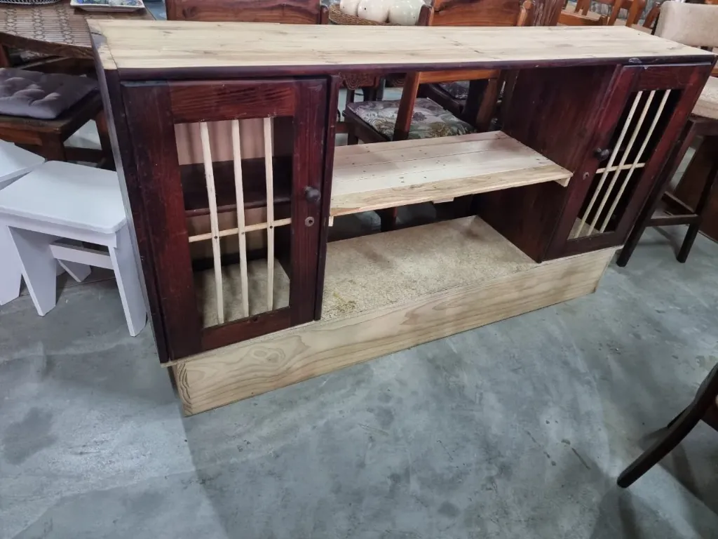 Kitchen Cabinet