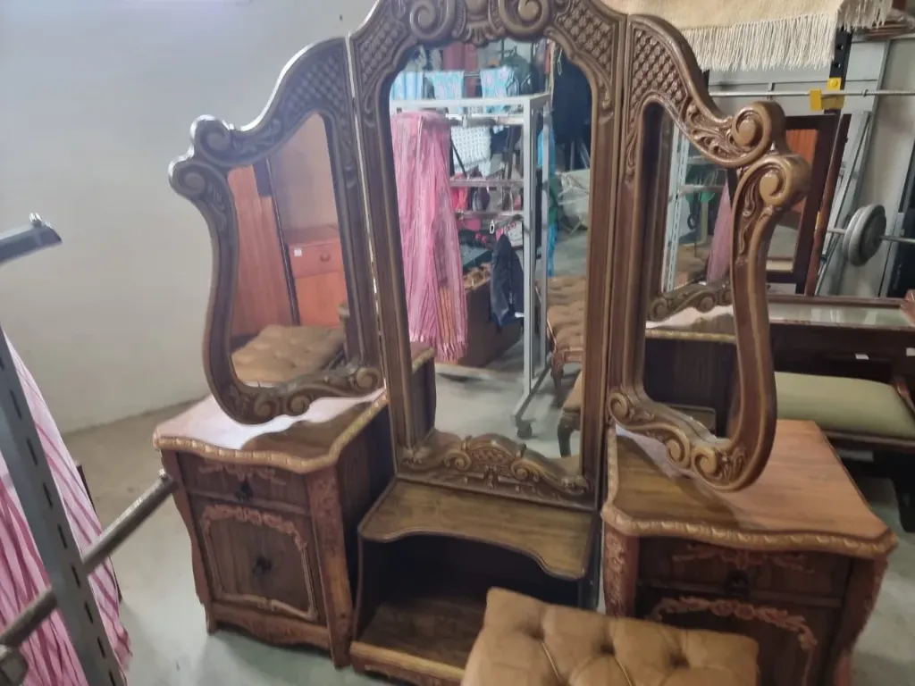 Dressing Table & Bench